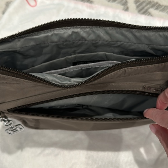 Brown Hedgren RFID Water-Repellent Travel Crossbody - Picture 5 of 7
